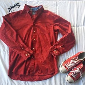 Men’s Nautica red button down dress shirt.